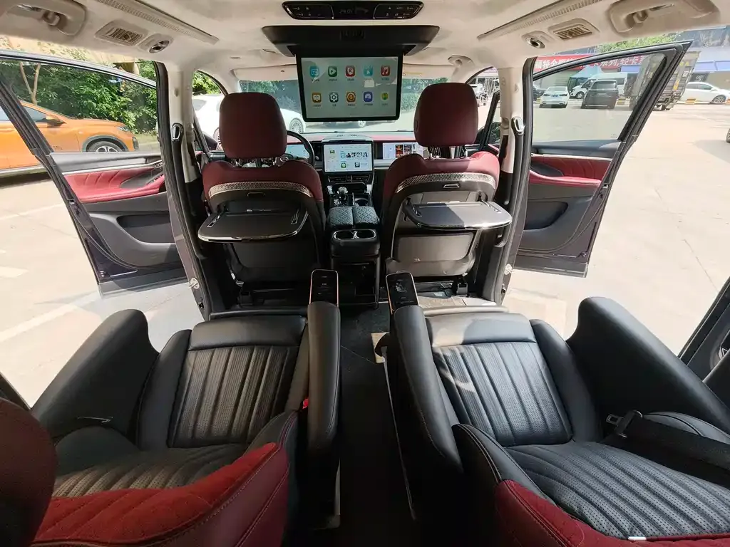 GAC Motor Trumpchi E9 — фото 2