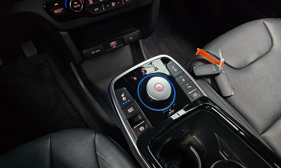 Kia Niro — фото 10