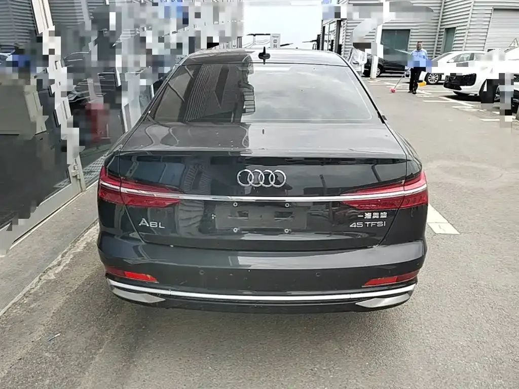 Audi A6L — фото 4
