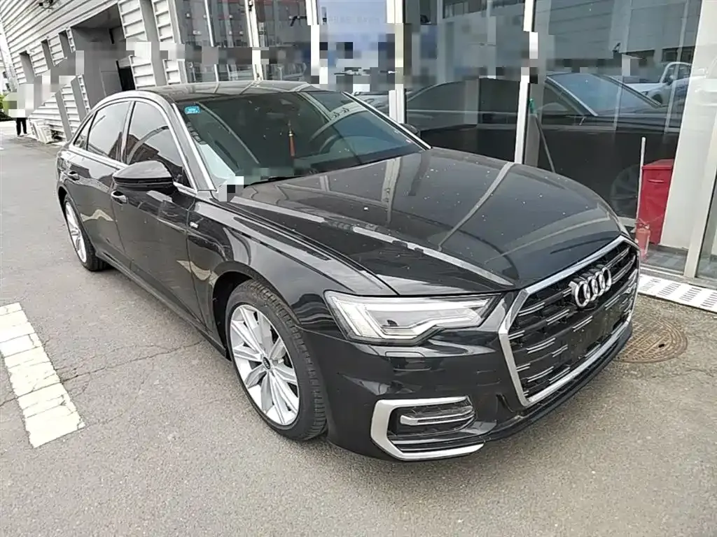 Audi A6L — фото 6