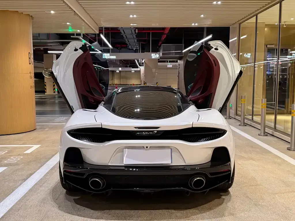 McLaren GT — фото 4