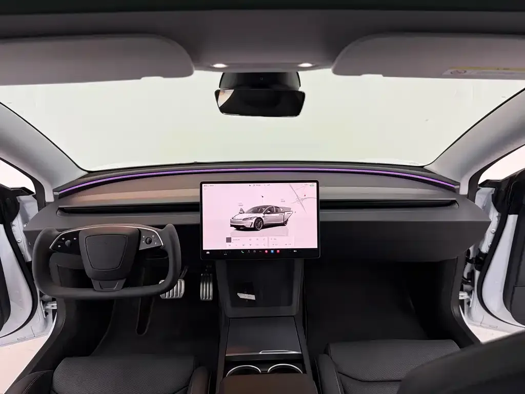 Tesla Model 3 — фото 4