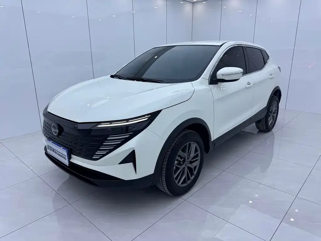 Nissan Qashqai — фото 1