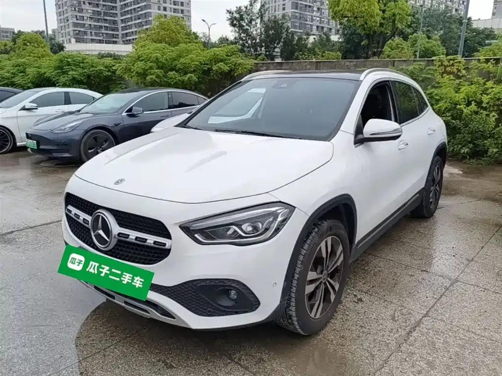 Mercedes-Benz GLA — фото 10