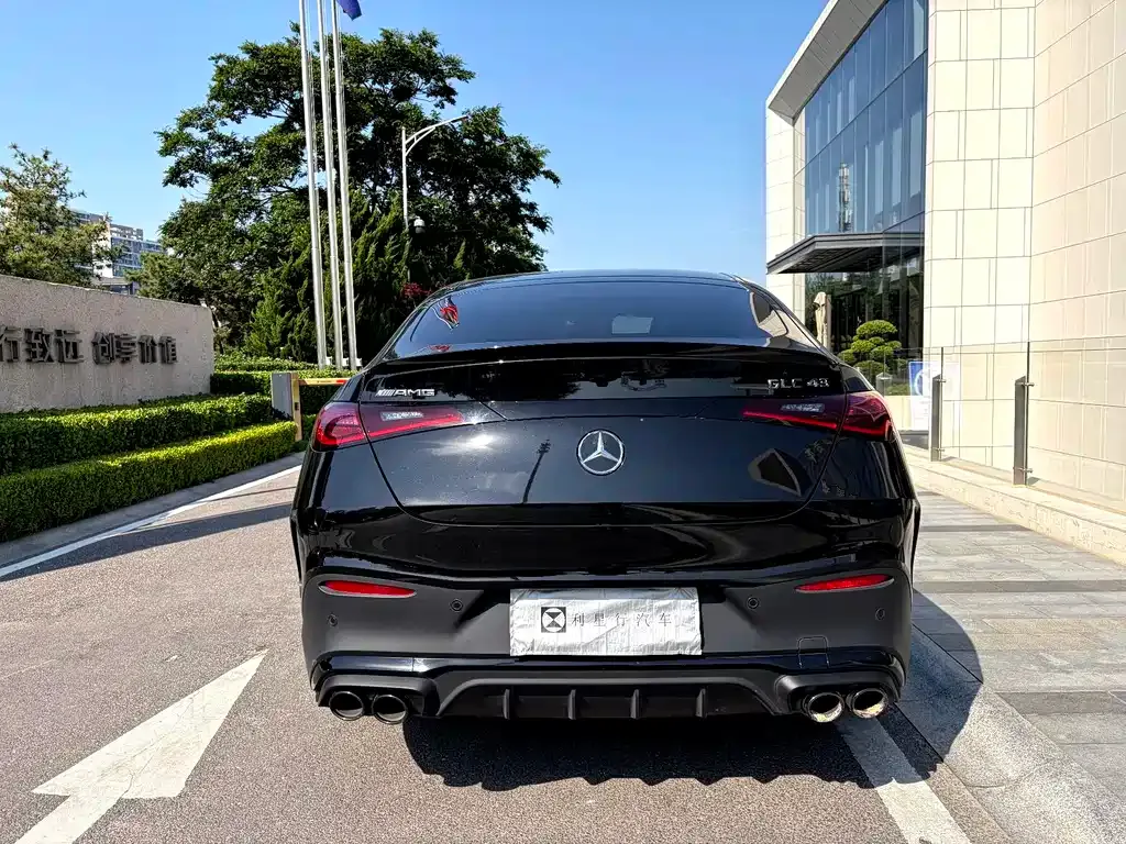 Mercedes-Benz GLC Coupe AMG — фото 7