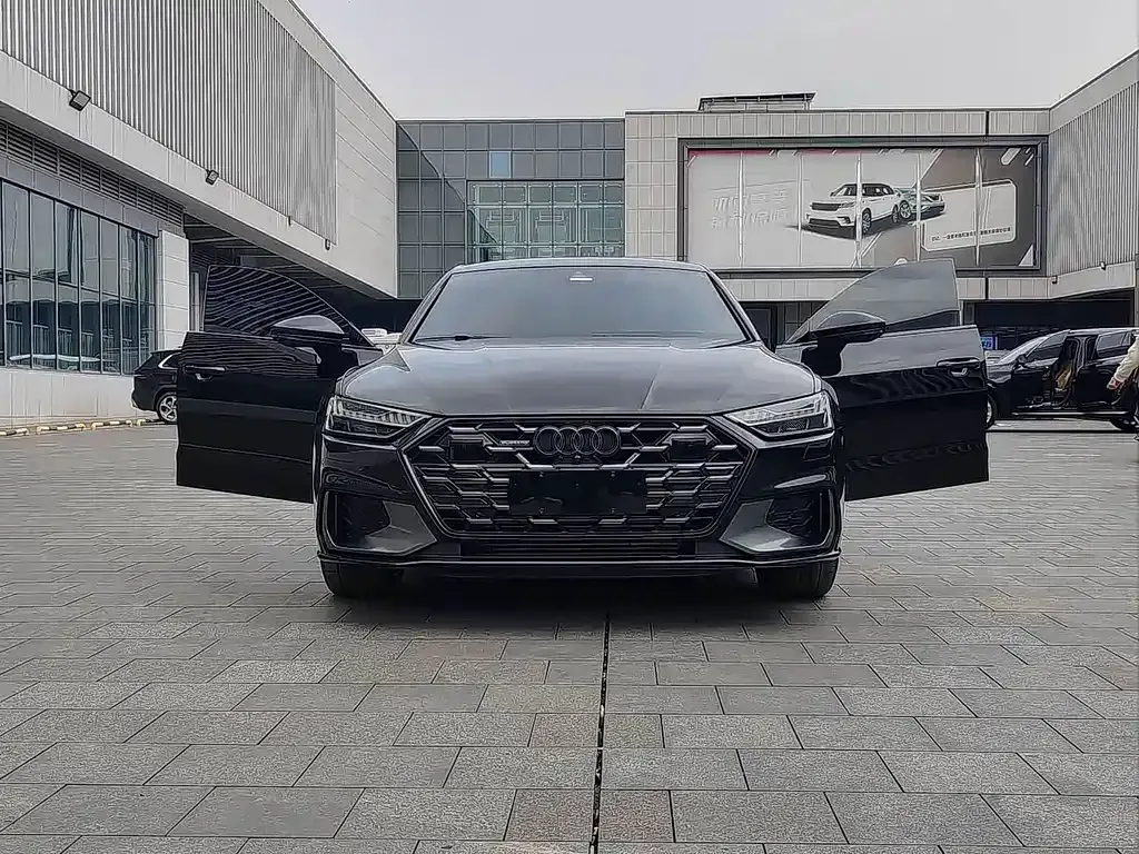 Audi A7L — фото 4