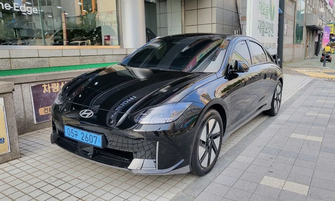 Hyundai Ioniq6 — фото 1