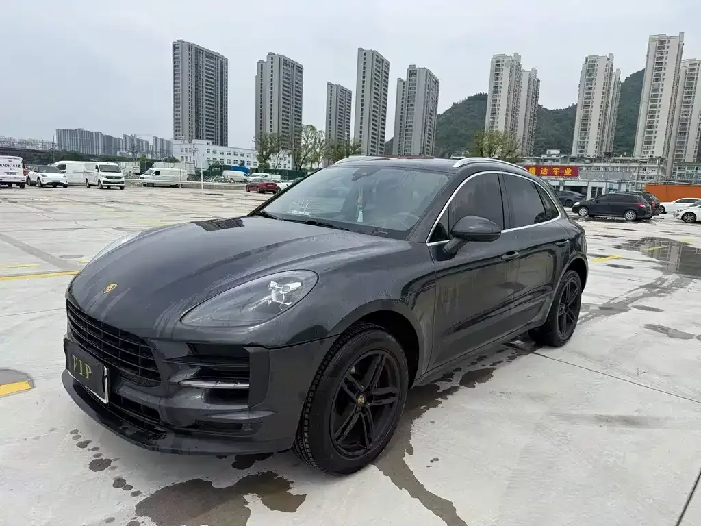 Porsche Macan — фото 1