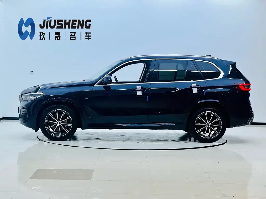 BMW X5 (Import) — фото 7