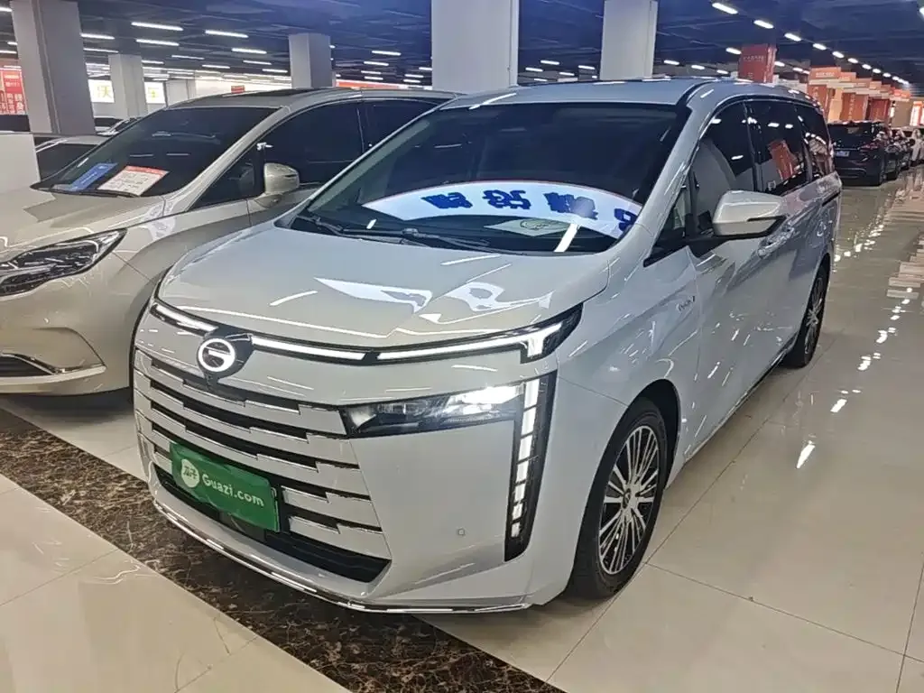GAC Motor 传祺E8 PHEV — фото 1