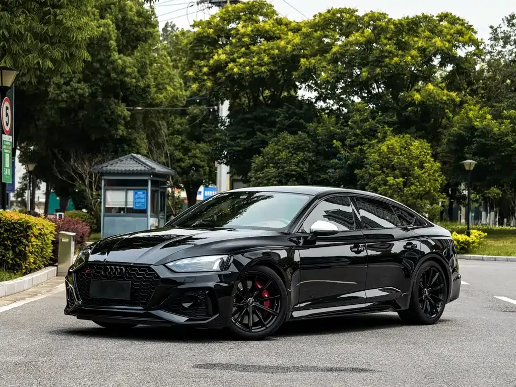 Audi RS 5 — фото 1