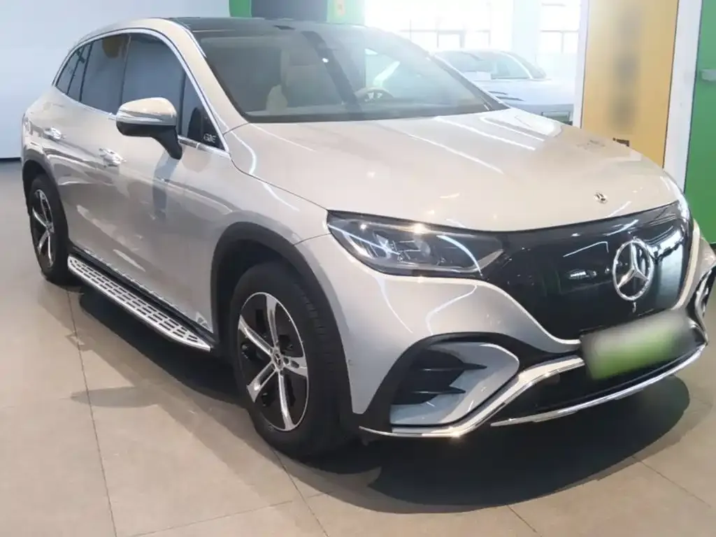 Mercedes-Benz EQE SUV — фото 2