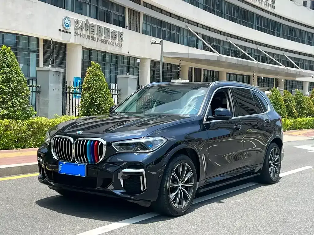 BMW X5 — фото 1