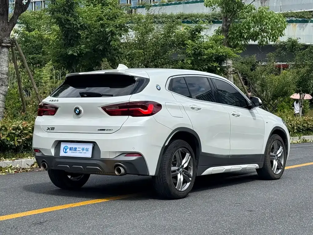 BMW X2 — фото 10