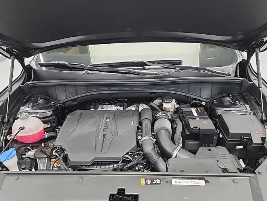Kia Sorento — фото 10