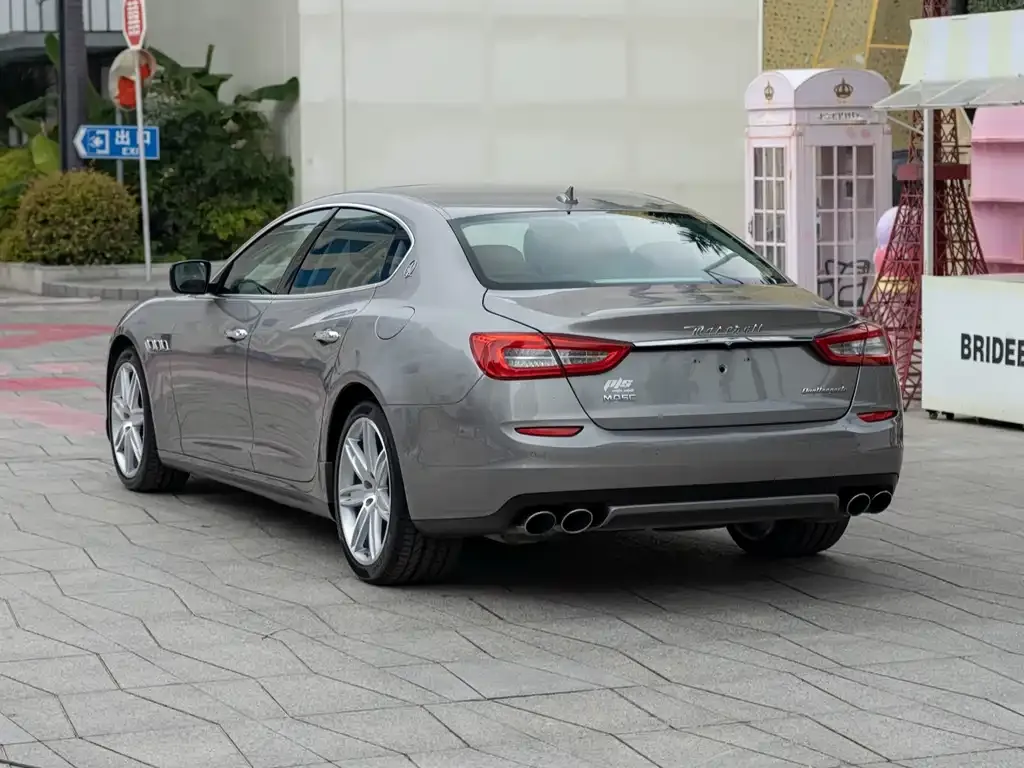 Maserati Quattroporte — фото 8