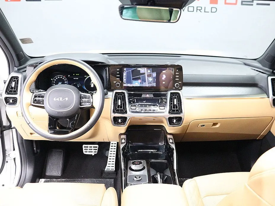 Kia Sorento — фото 6
