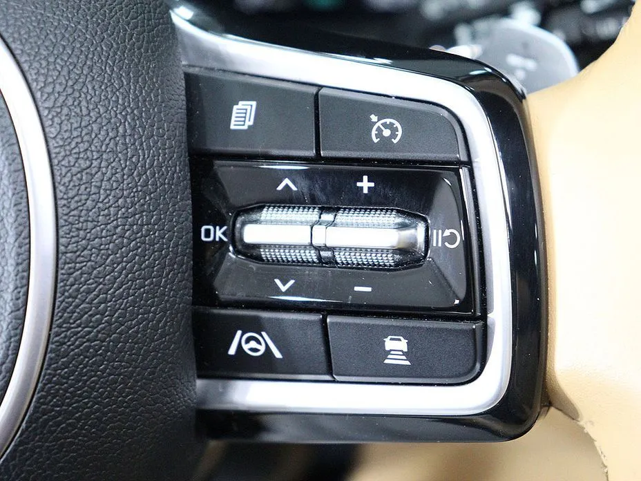 Kia Sorento — фото 3