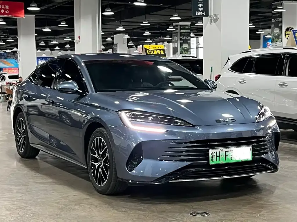 BYD Seal 07 DM-i — фото 8