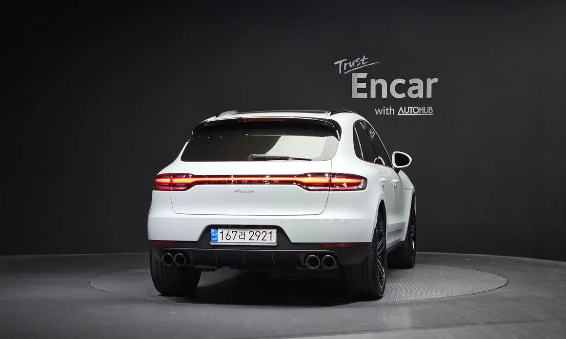 Porsche Macan — фото 9