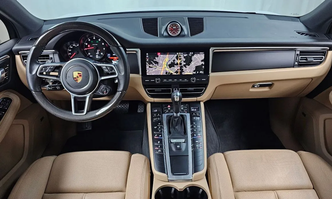 Porsche Macan — фото 8