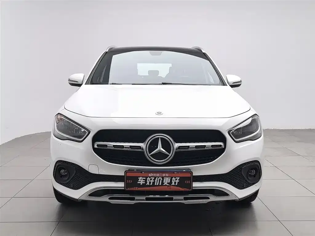 Mercedes-Benz GLA — фото 9
