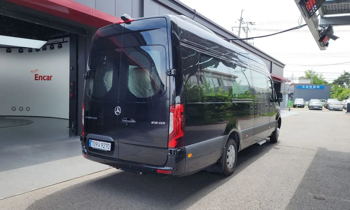Mercedes-Benz Sprinter — фото 9