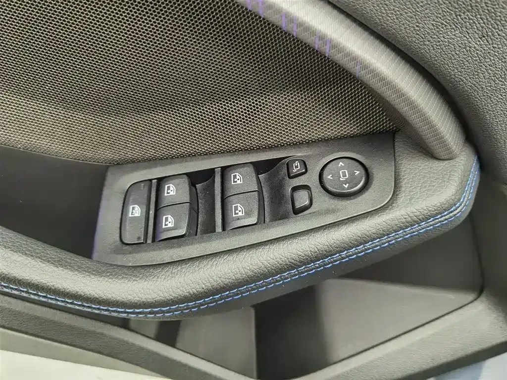 BMW 2 Series (Import) — фото 10