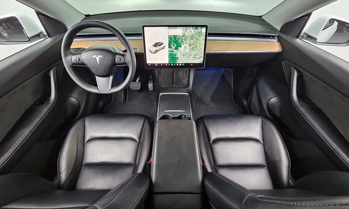 Tesla Model Y — фото 4