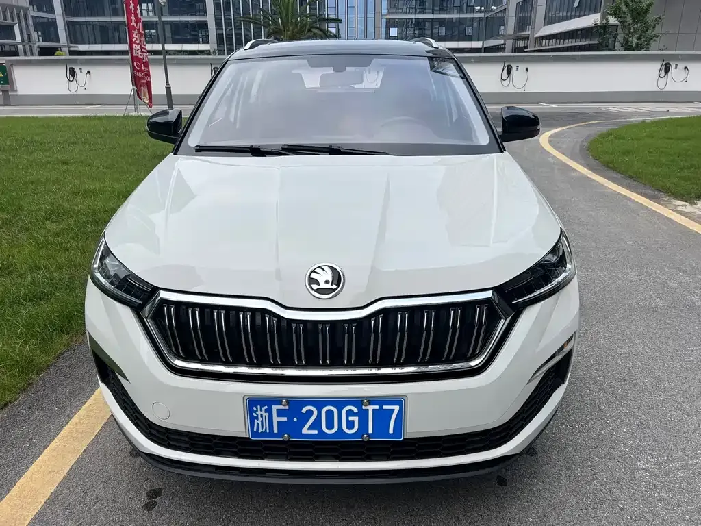 Skoda Kamiq — фото 2