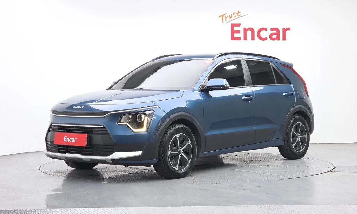 Kia Niro — фото 1