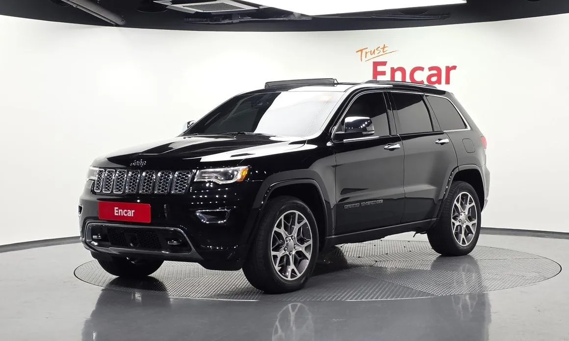 Jeep Cherokee — фото 1