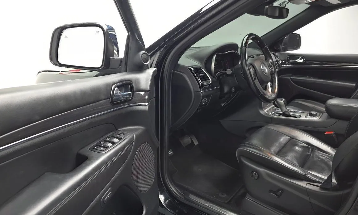 Jeep Cherokee — фото 9