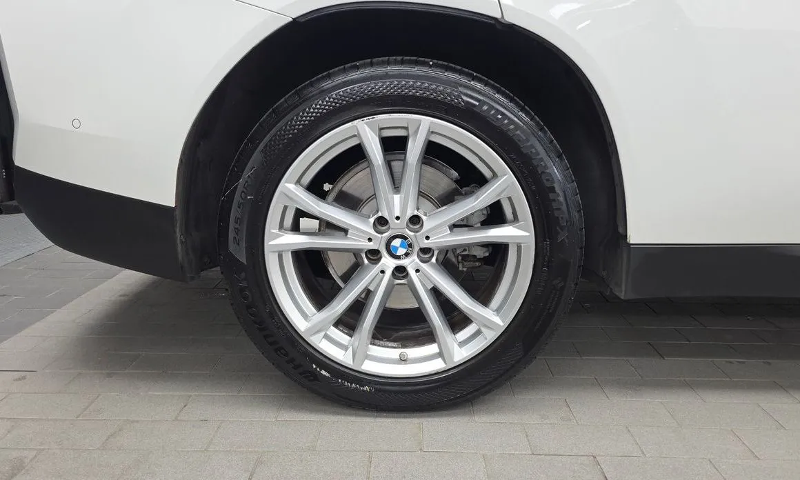 BMW X3 — фото 10