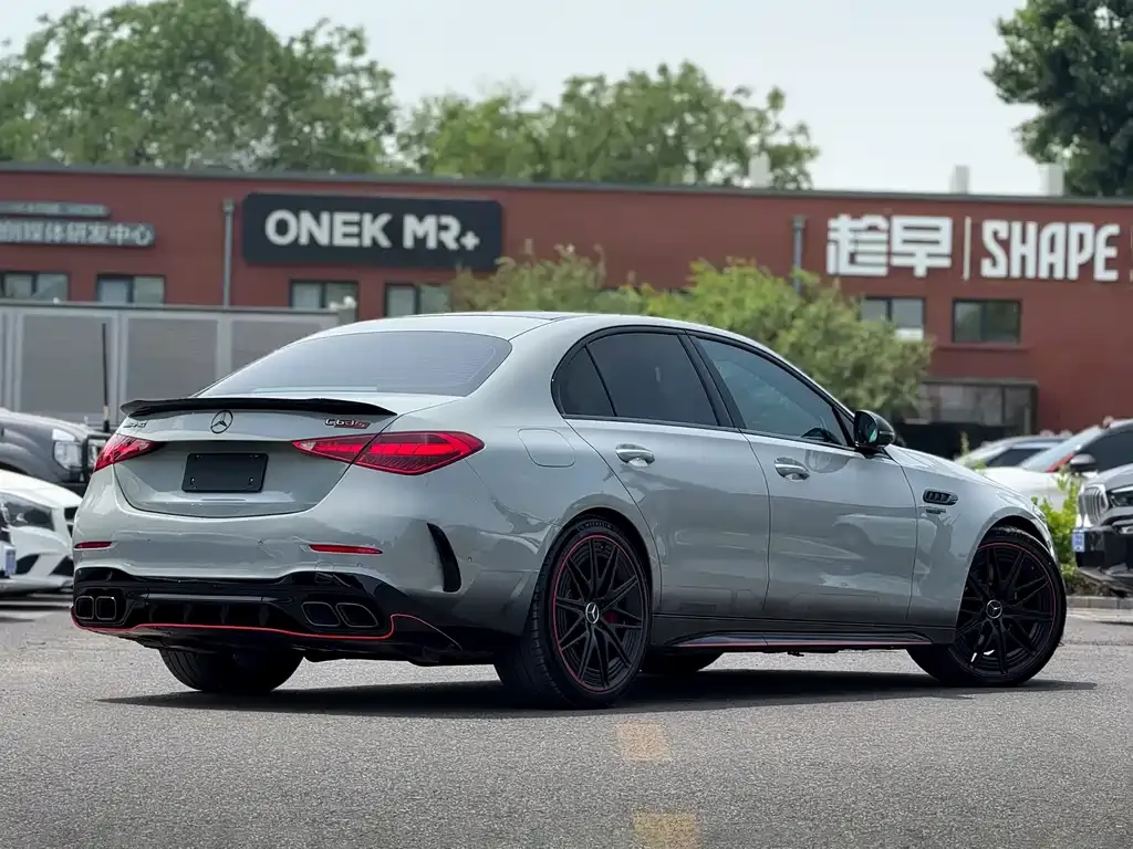 Mercedes-Benz C-Class AMG New Energy — фото 9