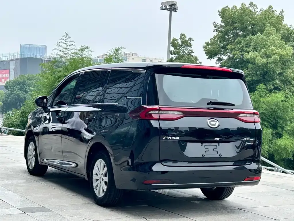 GAC Motor Trumpchi M6 — фото 3