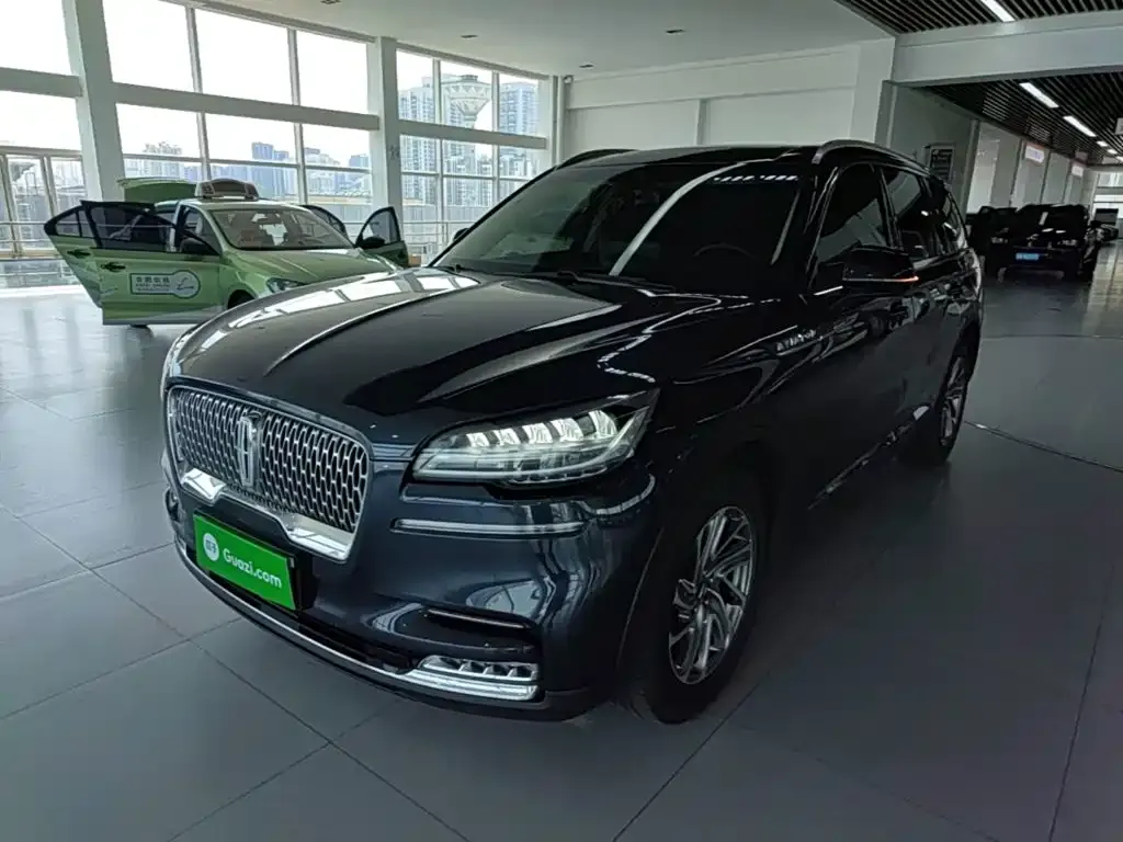 Lincoln Aviator — фото 1