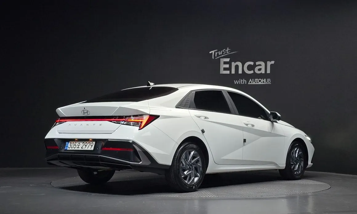 Hyundai AVANTE — фото 2
