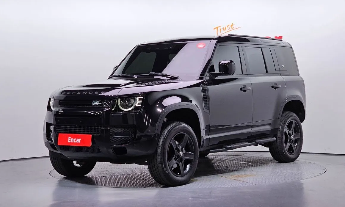 Land Rover Defender — фото 1