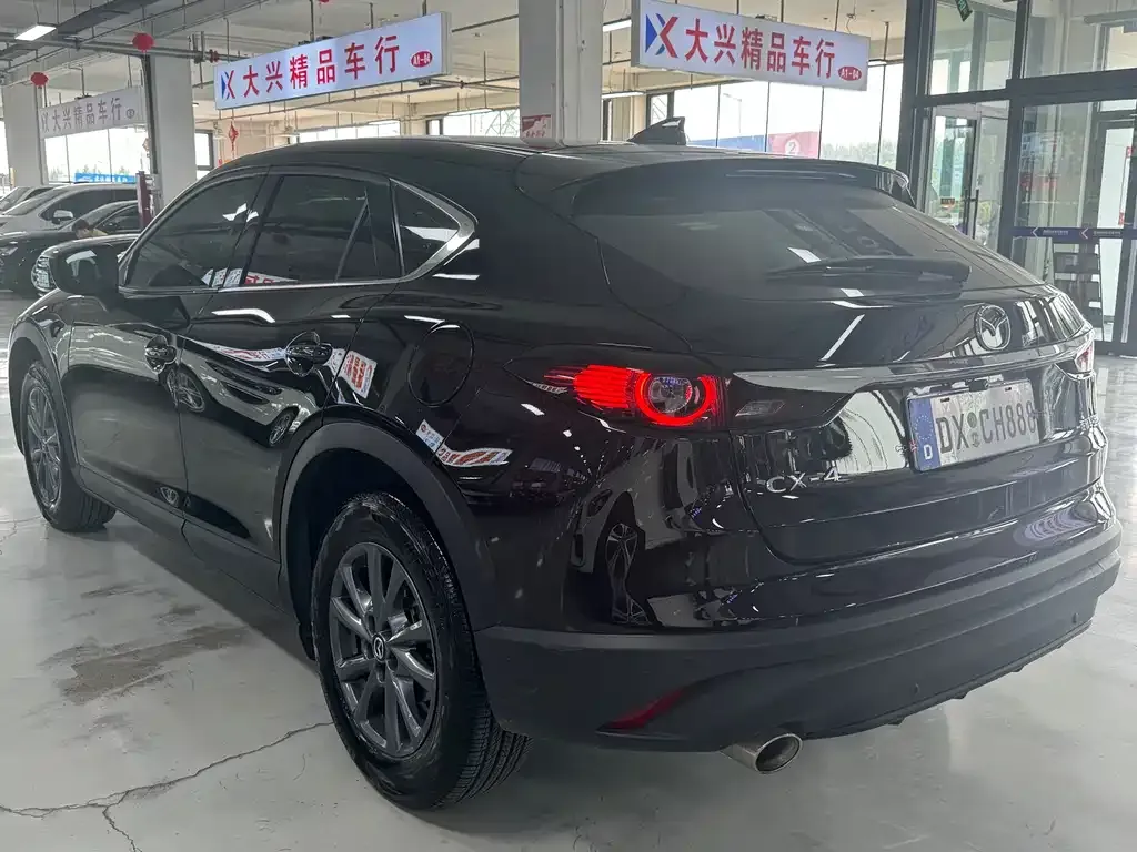 Mazda CX-4 — фото 4