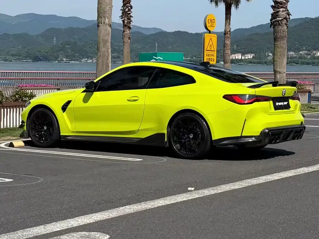 BMW M4 — фото 10