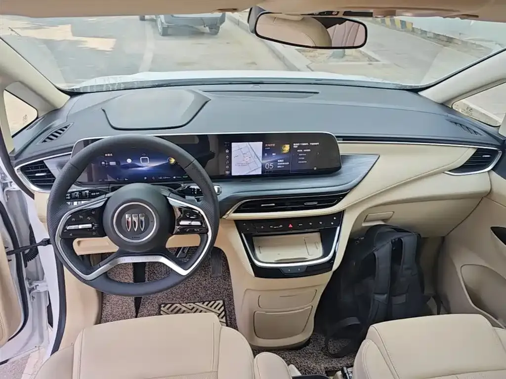 Buick GL8 Hybrid — фото 4