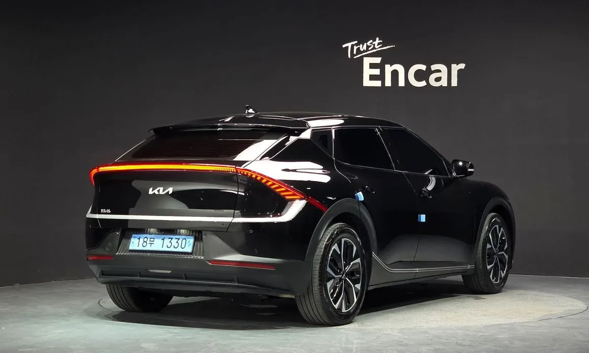 Kia EV6 — фото 5