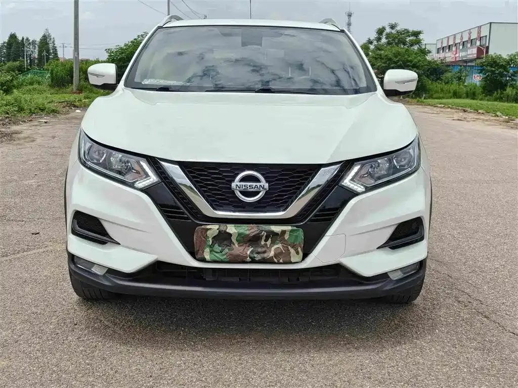 Nissan Qashqai — фото 9