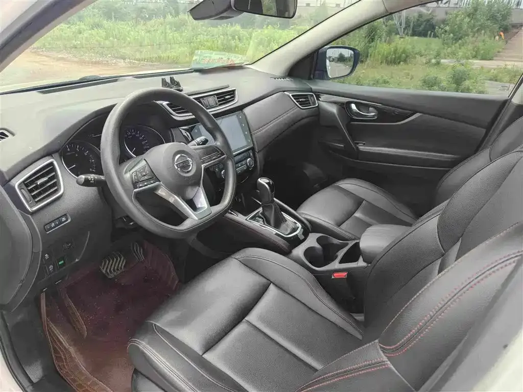 Nissan Qashqai — фото 5