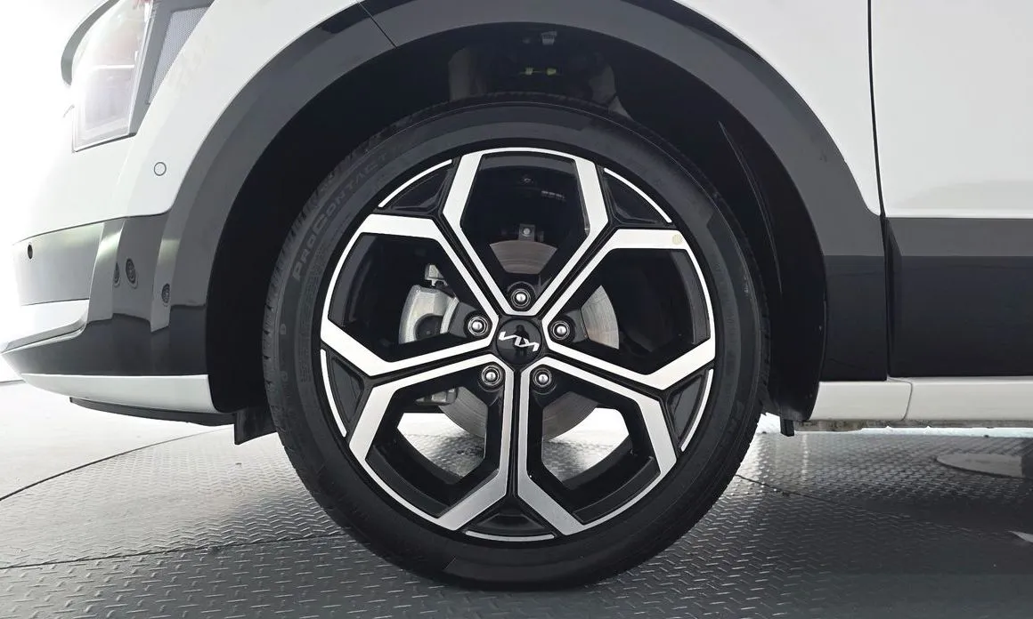 Kia Niro — фото 10