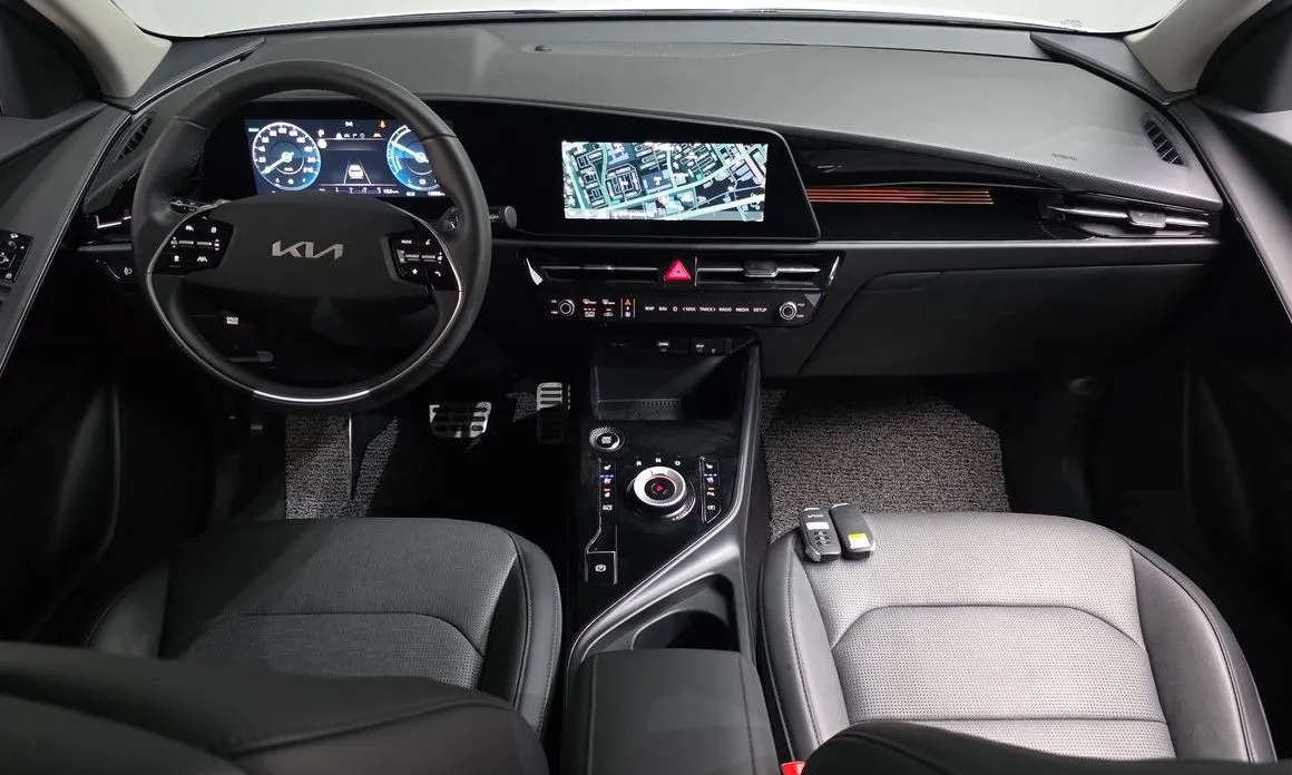 Kia Niro — фото 8