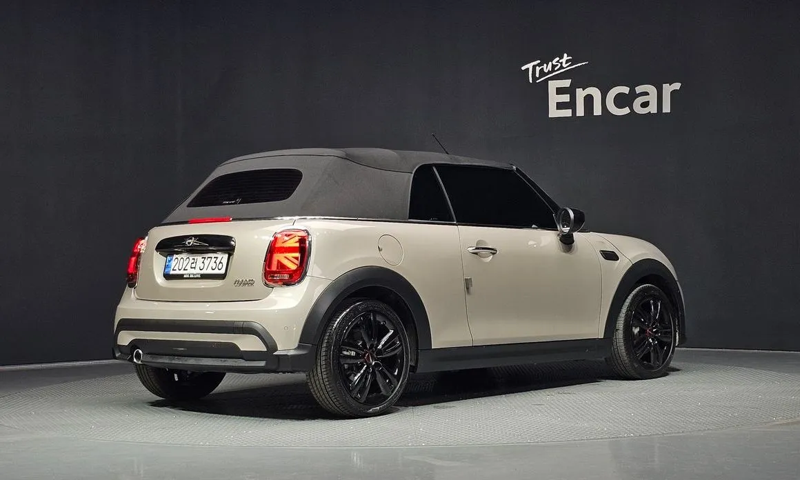Mini Cooper Convertible — фото 3