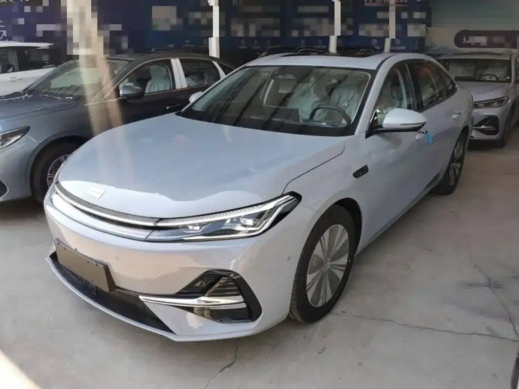 Geely Galaxy A7 EM — фото 2