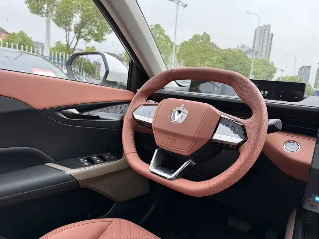 Changan Eado — фото 4